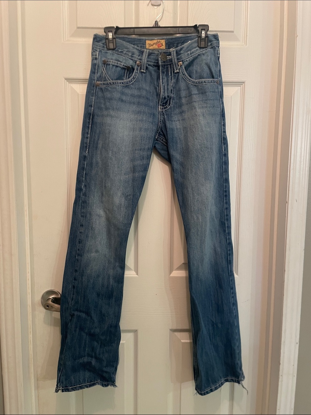 Wrangler men's 20x vintage 42 Medium Blue Jeans